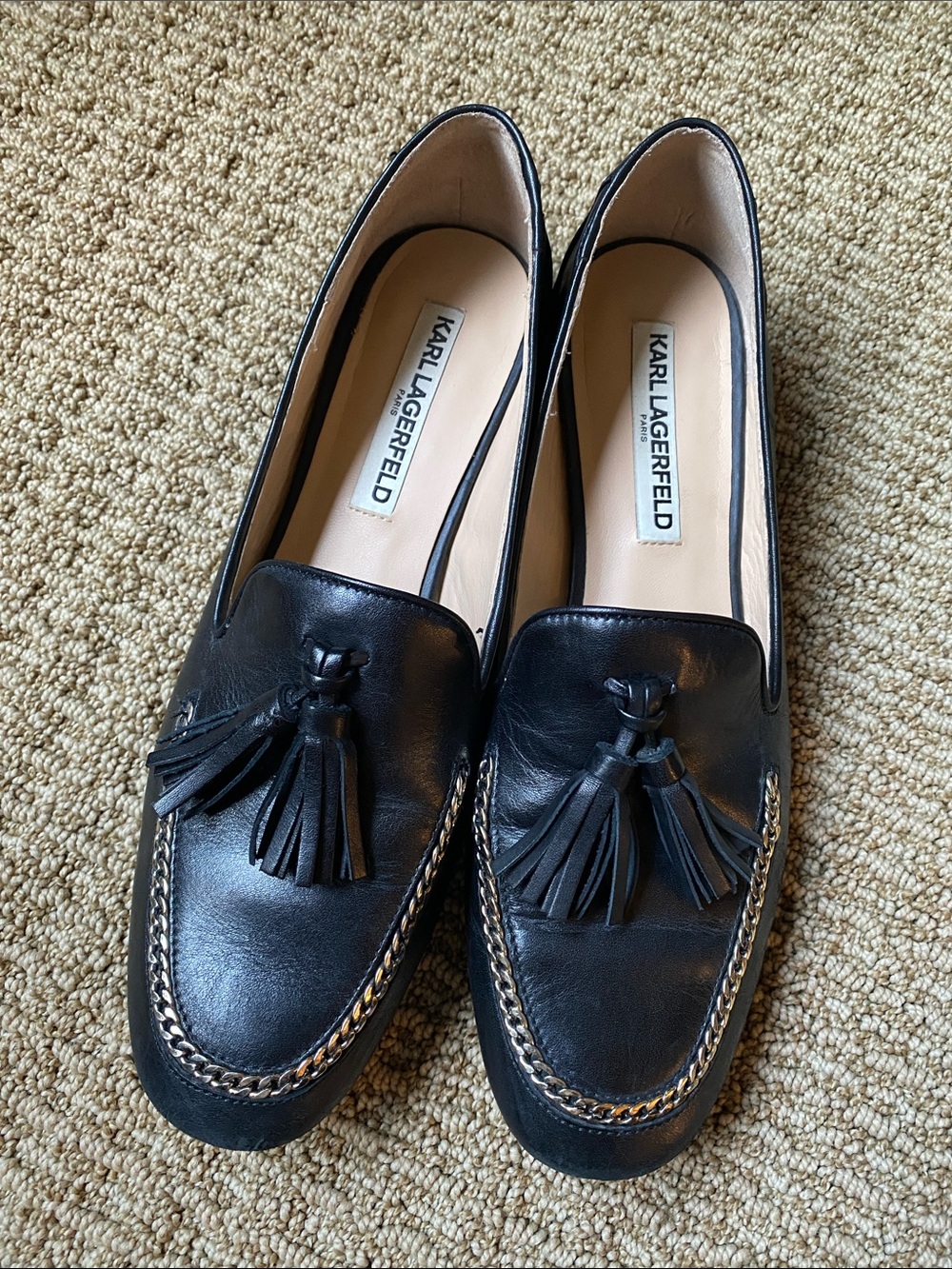 Karl Lagerfeld Black Leather Tassel Loafers with Chain Trim